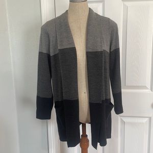 Eileen fisher Merino wool hop in front cardigan sweater gray black women size S
